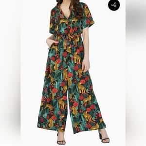 Jaguar jumpsuit size large from America and beyond
